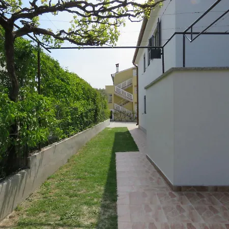 Apartments Cubranic Baška Exterior foto